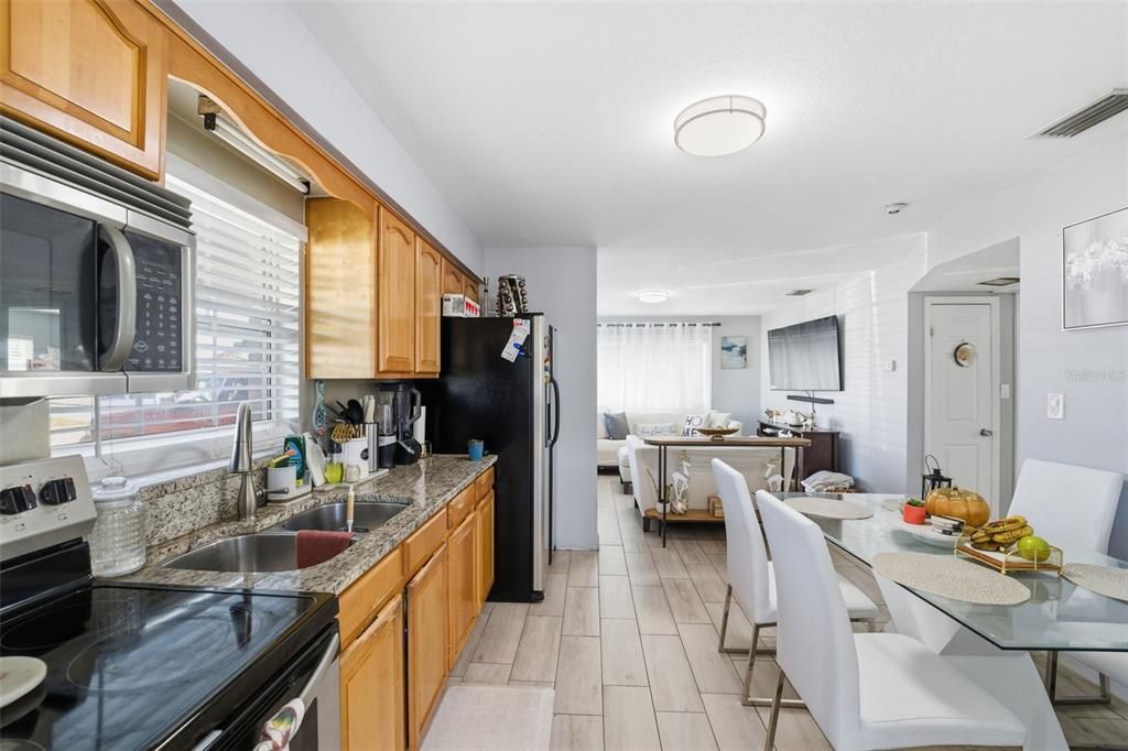 En Venta: $415,000 (2 camas, 2 baños, 1158 Pies cuadrados)