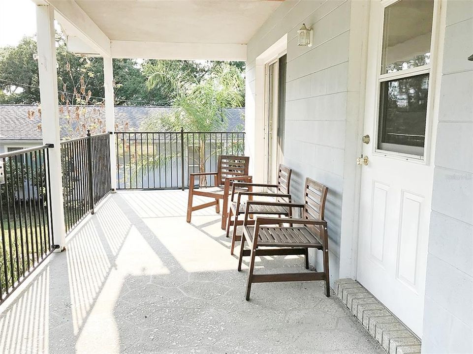 待售: $249,900 (2 贝兹, 1 浴室, 993 平方英尺)