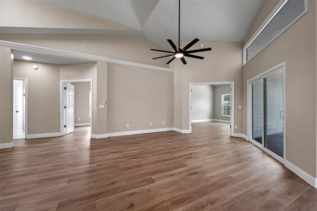 En Venta: $525,000 (3 camas, 2 baños, 1566 Pies cuadrados)