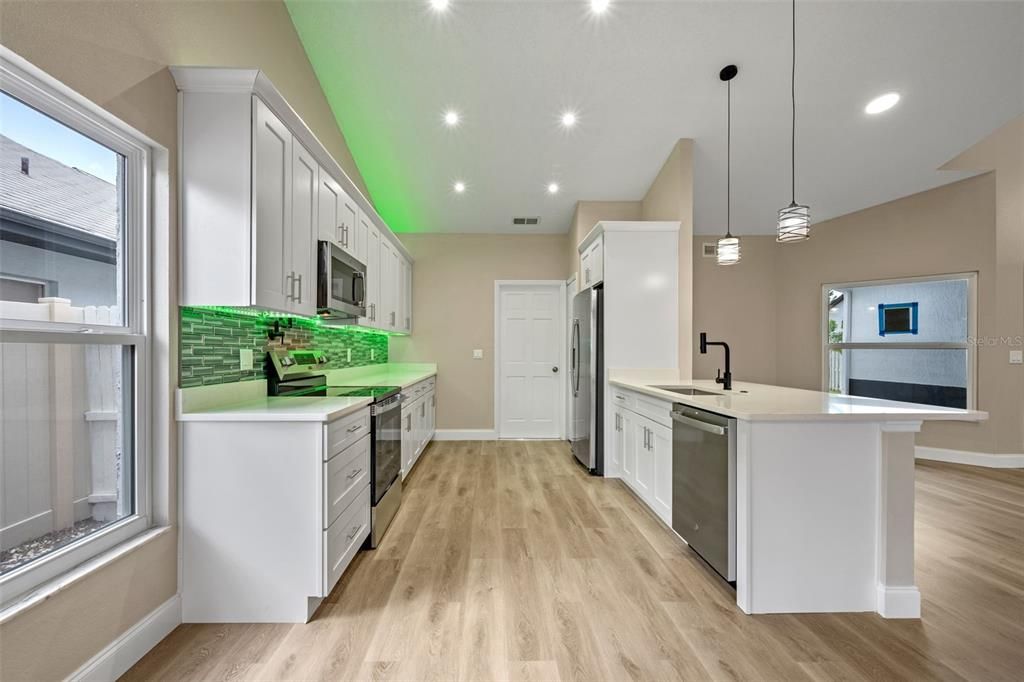 En Venta: $525,000 (3 camas, 2 baños, 1566 Pies cuadrados)