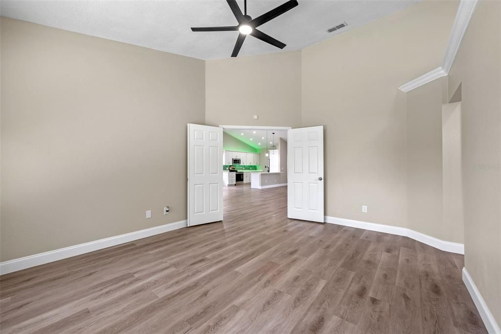 En Venta: $525,000 (3 camas, 2 baños, 1566 Pies cuadrados)