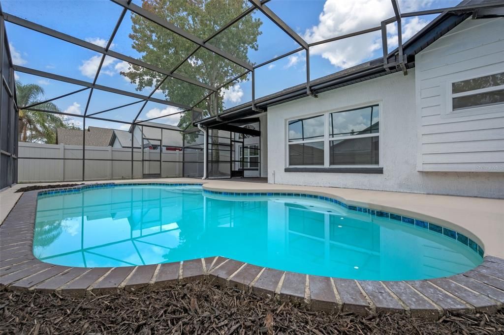 En Venta: $525,000 (3 camas, 2 baños, 1566 Pies cuadrados)