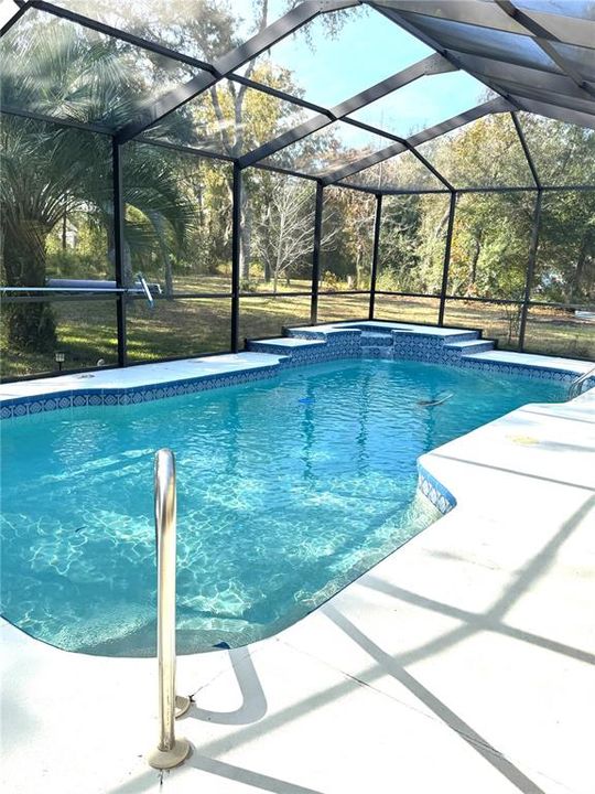 For Sale: $499,500 (4 beds, 2 baths, 2093 Square Feet)