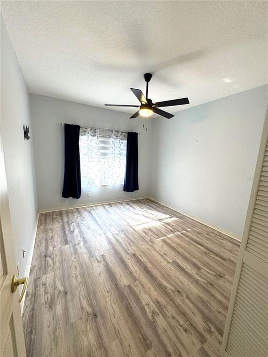 For Sale: $499,500 (4 beds, 2 baths, 2093 Square Feet)