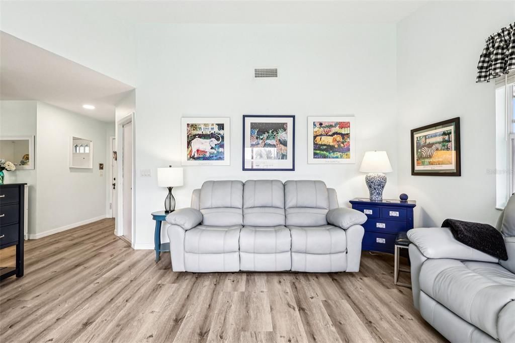 En Venta: $235,000 (2 camas, 2 baños, 1284 Pies cuadrados)