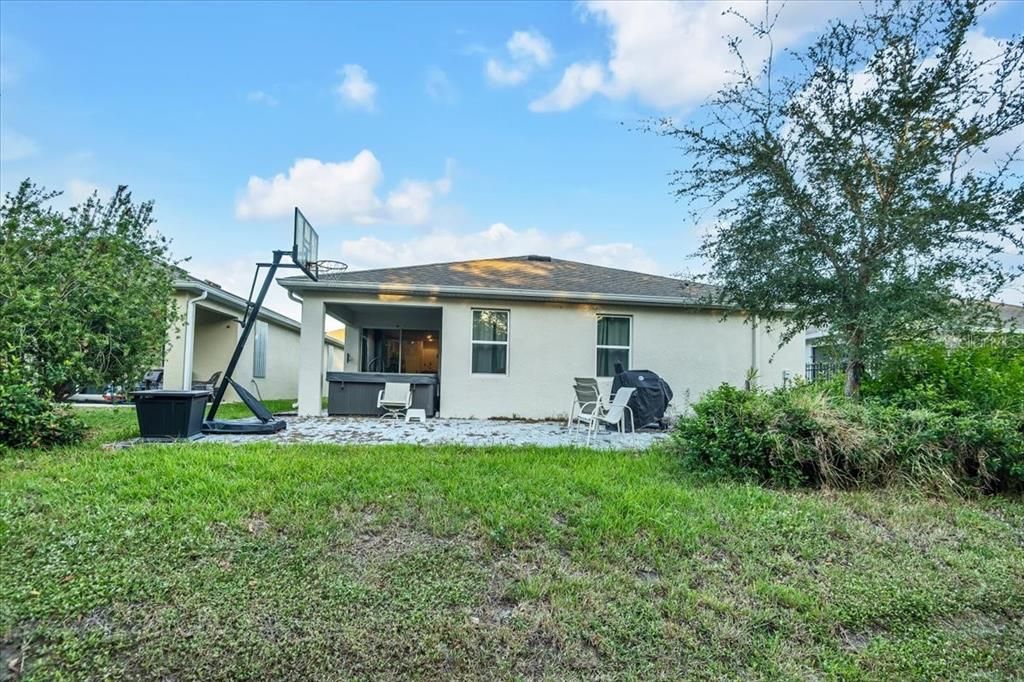 For Sale: $487,500 (5 beds, 3 baths, 2198 Square Feet)