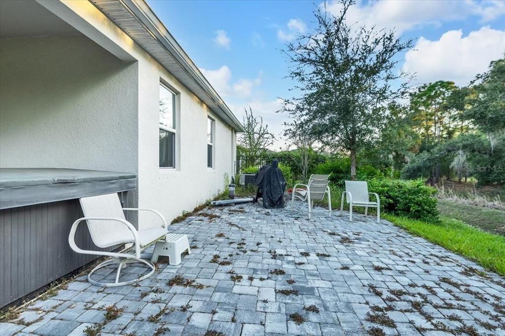 For Sale: $487,500 (5 beds, 3 baths, 2198 Square Feet)