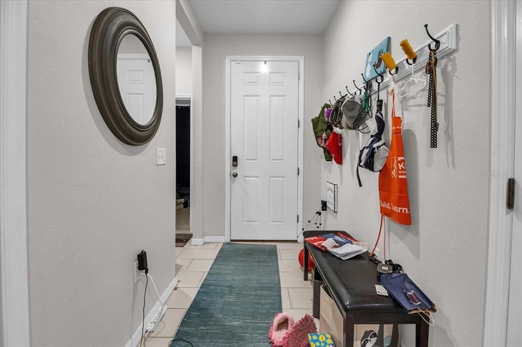 For Sale: $487,500 (5 beds, 3 baths, 2198 Square Feet)