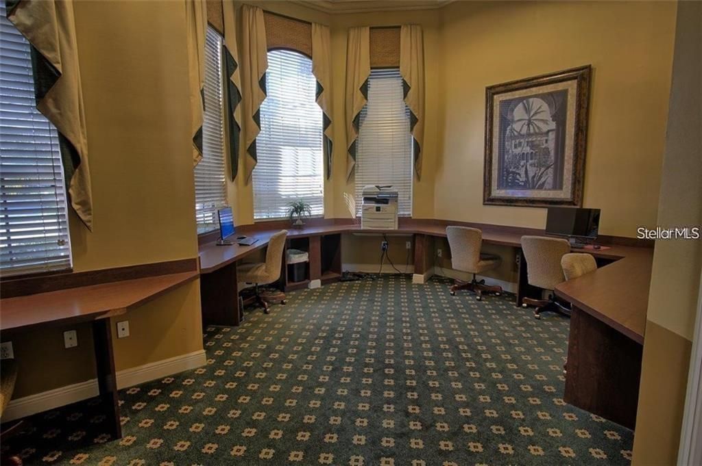 出租: $1,475 (1 贝兹, 1 浴室, 769 平方英尺)