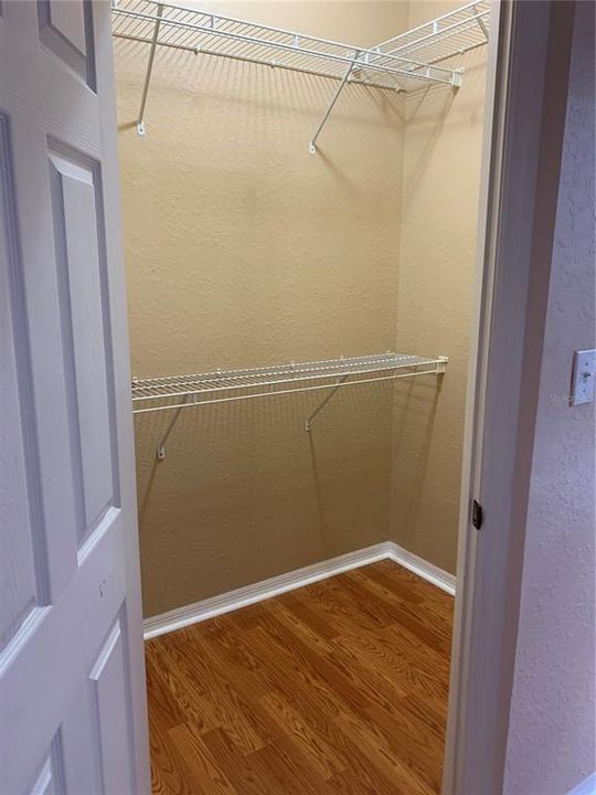 出租: $1,475 (1 贝兹, 1 浴室, 769 平方英尺)