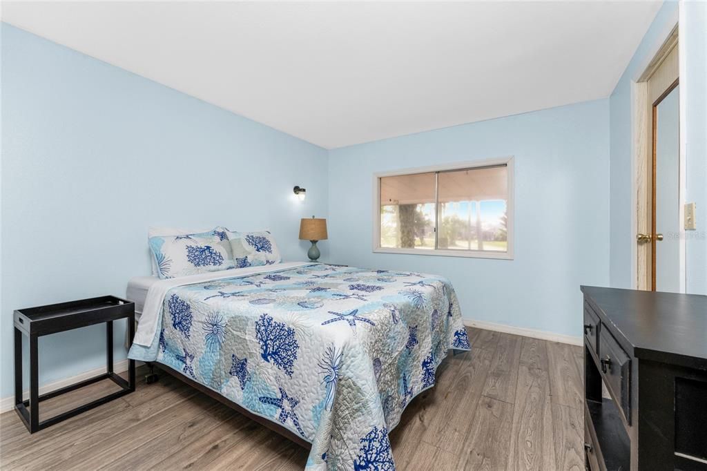 На продажу: $225,000 (2 спален, 2 ванн, 1152 Квадратных фут)