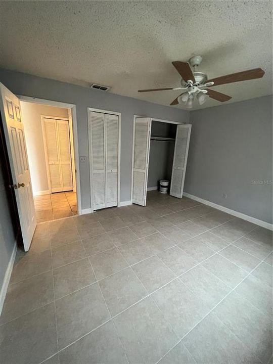 出租: $1,800 (2 贝兹, 2 浴室, 1056 平方英尺)