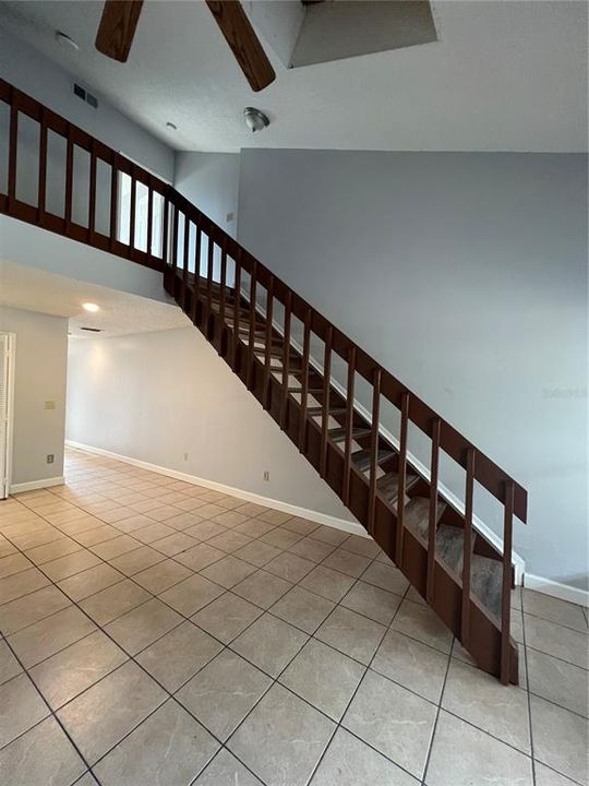 出租: $1,800 (2 贝兹, 2 浴室, 1056 平方英尺)