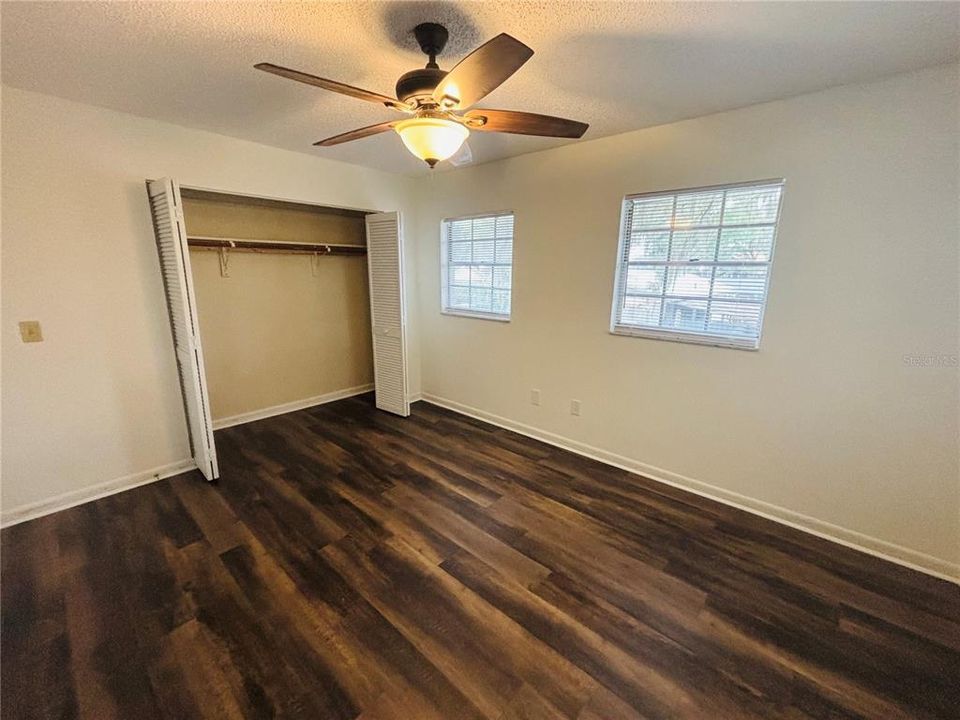 For Rent: $1,295 (2 beds, 1 baths, 1020 Square Feet)