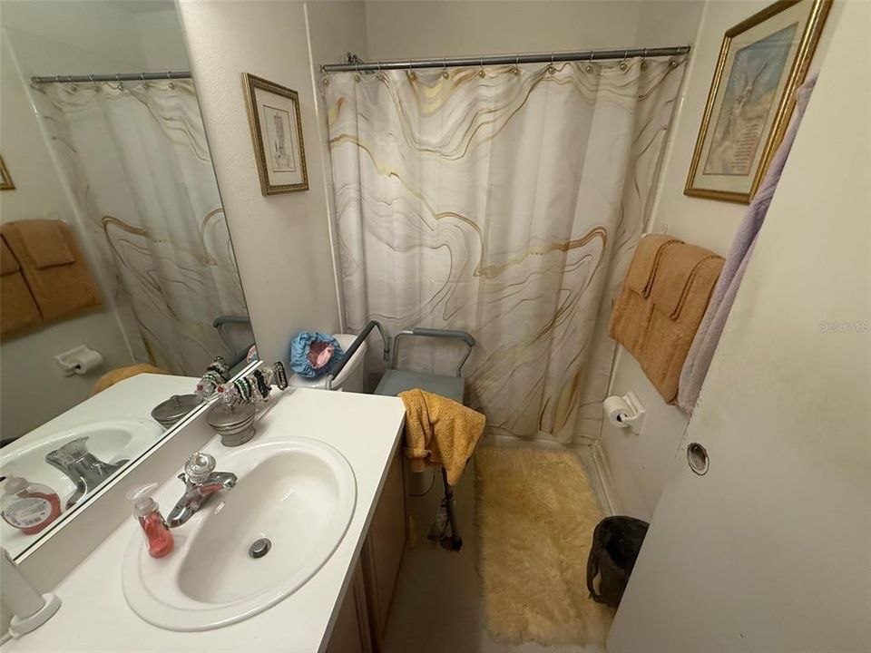 For Sale: $179,900 (3 beds, 2 baths, 1364 Square Feet)