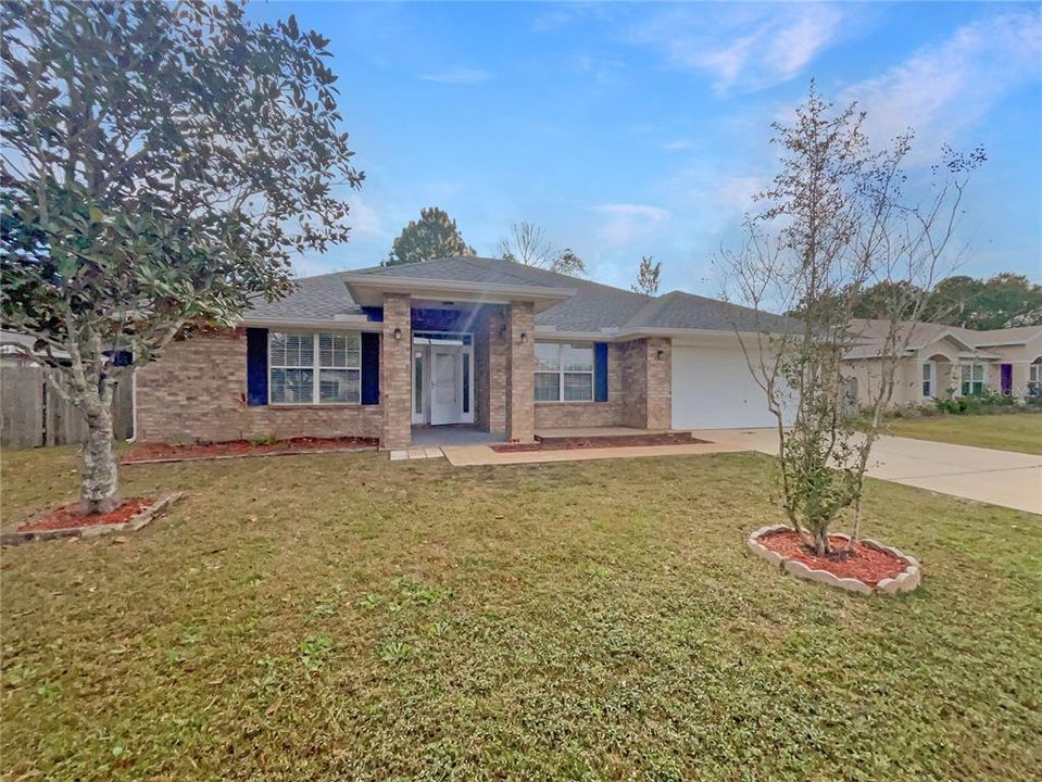 待售: $340,000 (4 贝兹, 3 浴室, 2451 平方英尺)