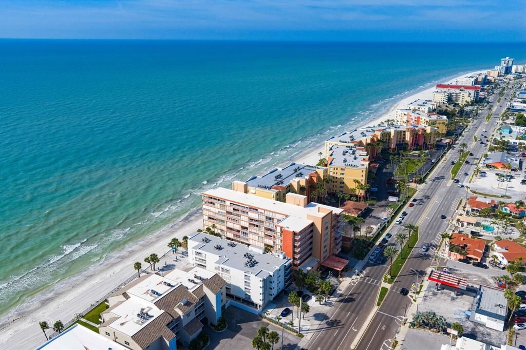 En Venta: $1,795,000 (3 camas, 2 baños, 1650 Pies cuadrados)