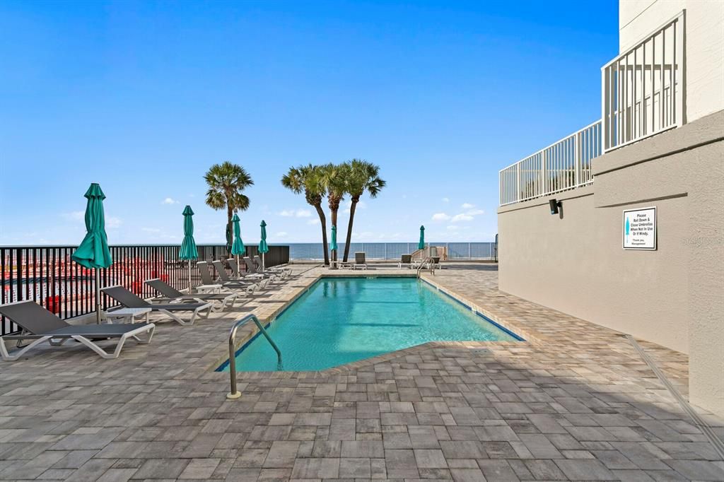 En Venta: $1,795,000 (3 camas, 2 baños, 1650 Pies cuadrados)