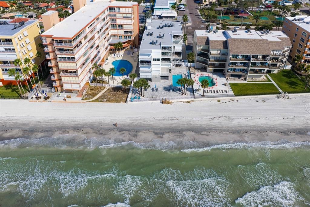 En Venta: $1,795,000 (3 camas, 2 baños, 1650 Pies cuadrados)