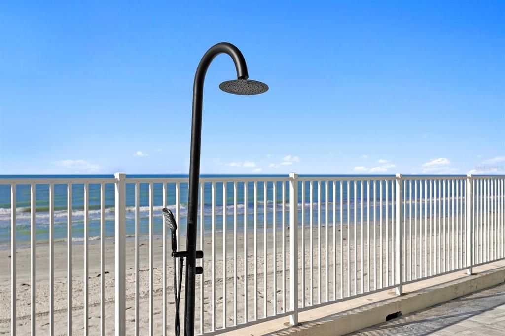 En Venta: $1,795,000 (3 camas, 2 baños, 1650 Pies cuadrados)