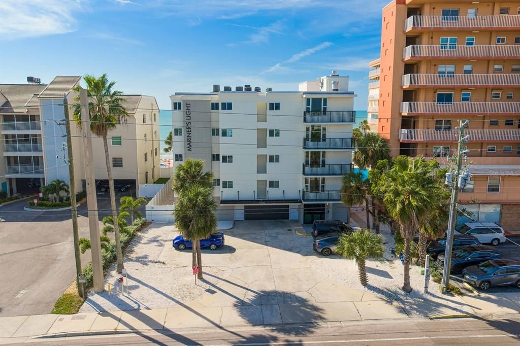 En Venta: $1,795,000 (3 camas, 2 baños, 1650 Pies cuadrados)