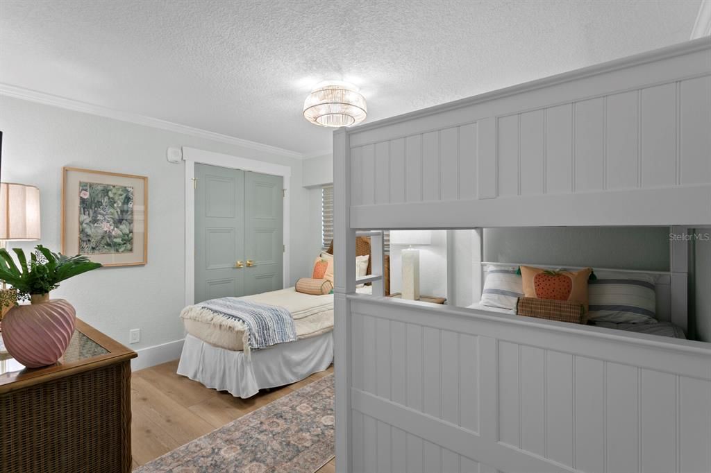 En Venta: $1,795,000 (3 camas, 2 baños, 1650 Pies cuadrados)