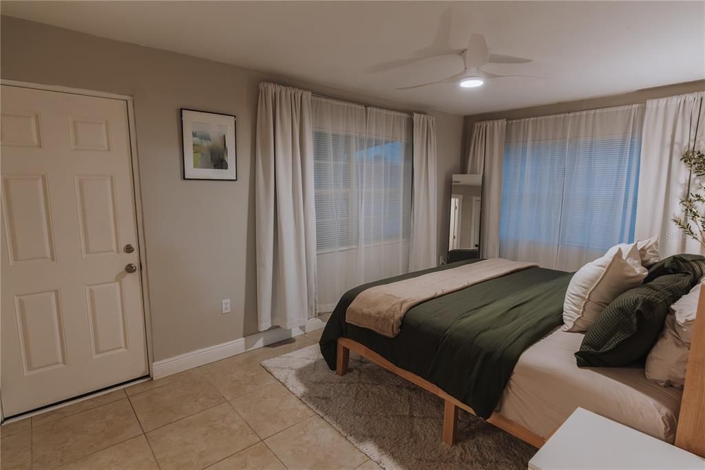 En Venta: $325,000 (3 camas, 2 baños, 1034 Pies cuadrados)