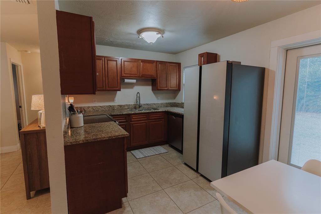 En Venta: $325,000 (3 camas, 2 baños, 1034 Pies cuadrados)