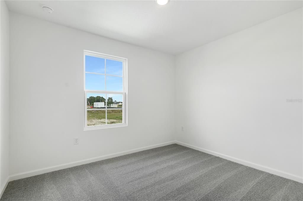 На продажу: $439,644 (5 спален, 3 ванн, 3030 Квадратных фут)