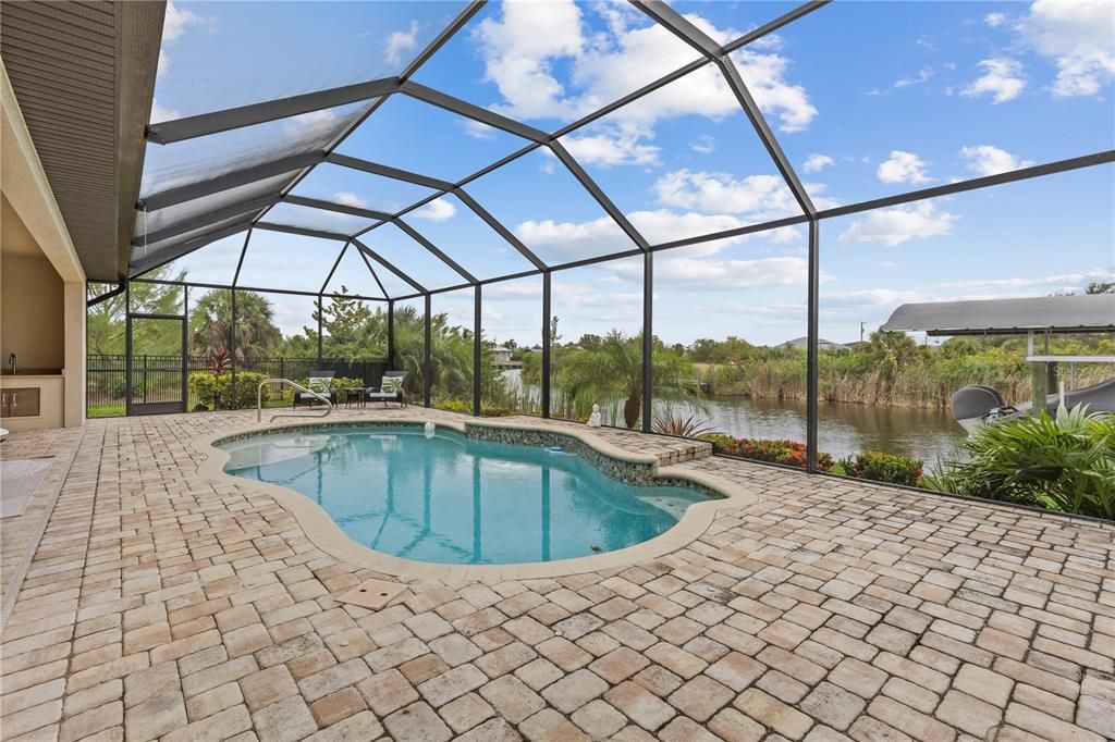 待售: $825,000 (3 贝兹, 2 浴室, 2121 平方英尺)