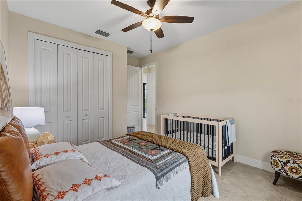 待售: $825,000 (3 贝兹, 2 浴室, 2121 平方英尺)