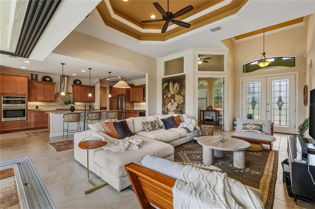 待售: $825,000 (3 贝兹, 2 浴室, 2121 平方英尺)