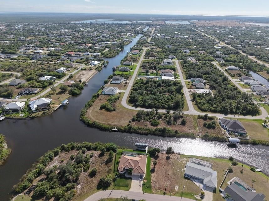 待售: $825,000 (3 贝兹, 2 浴室, 2121 平方英尺)