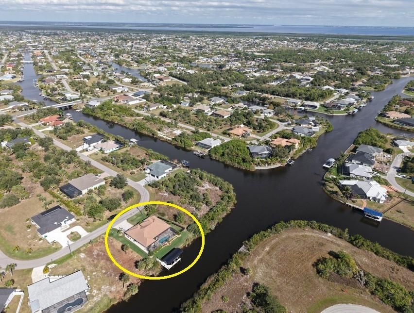 待售: $825,000 (3 贝兹, 2 浴室, 2121 平方英尺)