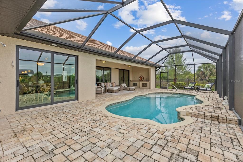 待售: $825,000 (3 贝兹, 2 浴室, 2121 平方英尺)