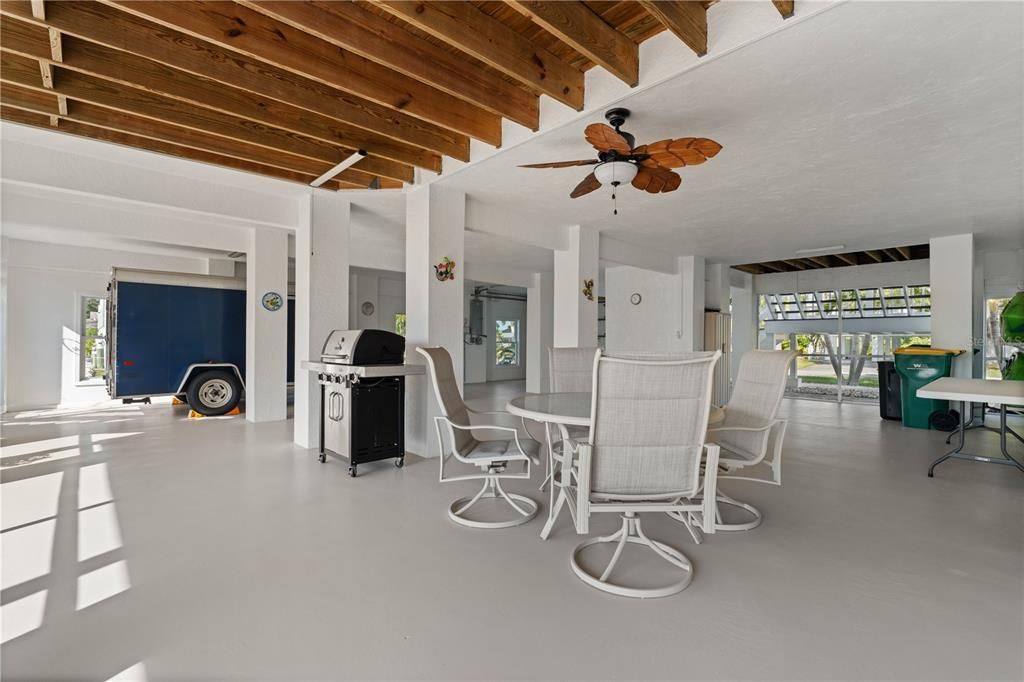 En Venta: $769,000 (3 camas, 2 baños, 1865 Pies cuadrados)