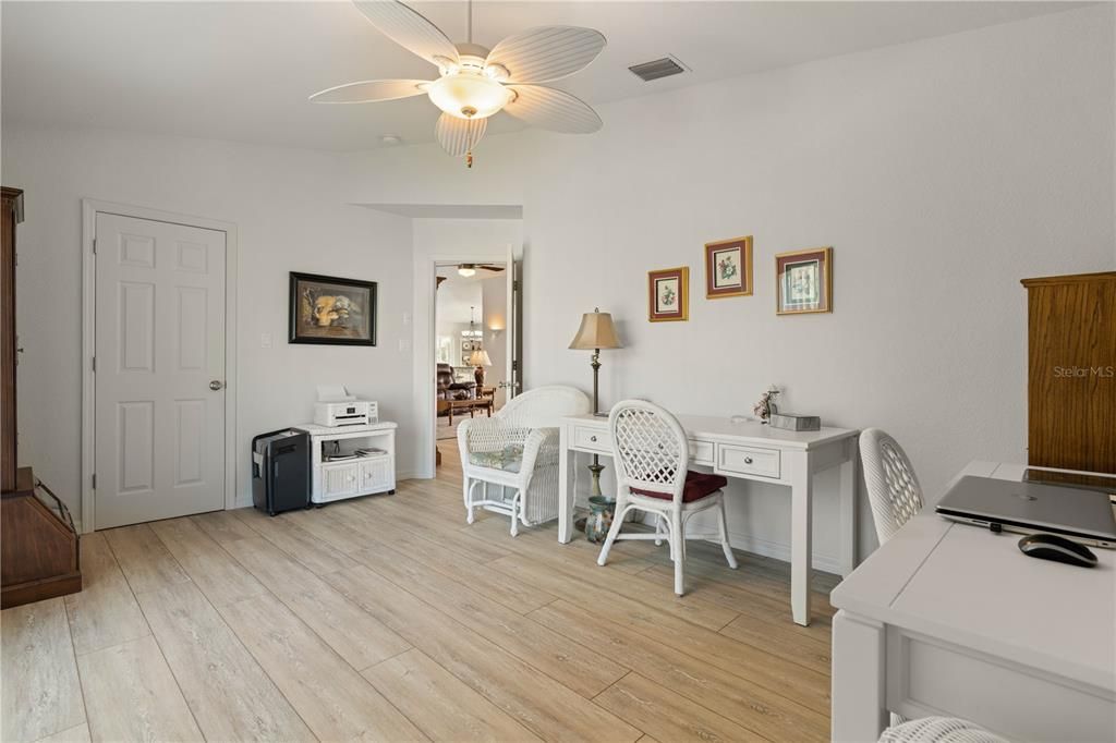 En Venta: $769,000 (3 camas, 2 baños, 1865 Pies cuadrados)