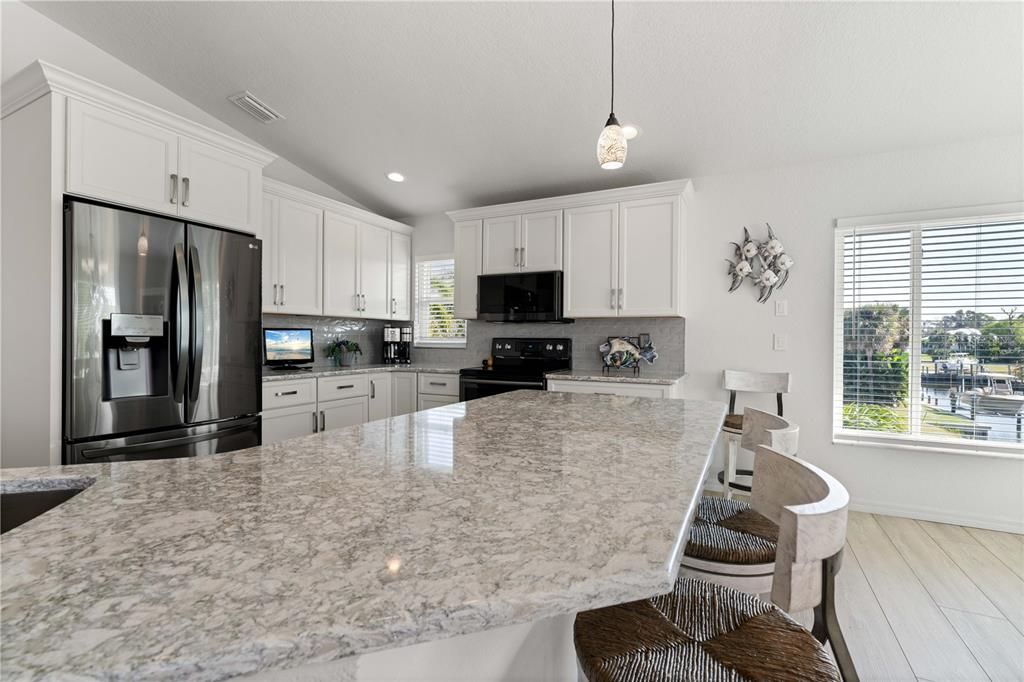 En Venta: $769,000 (3 camas, 2 baños, 1865 Pies cuadrados)