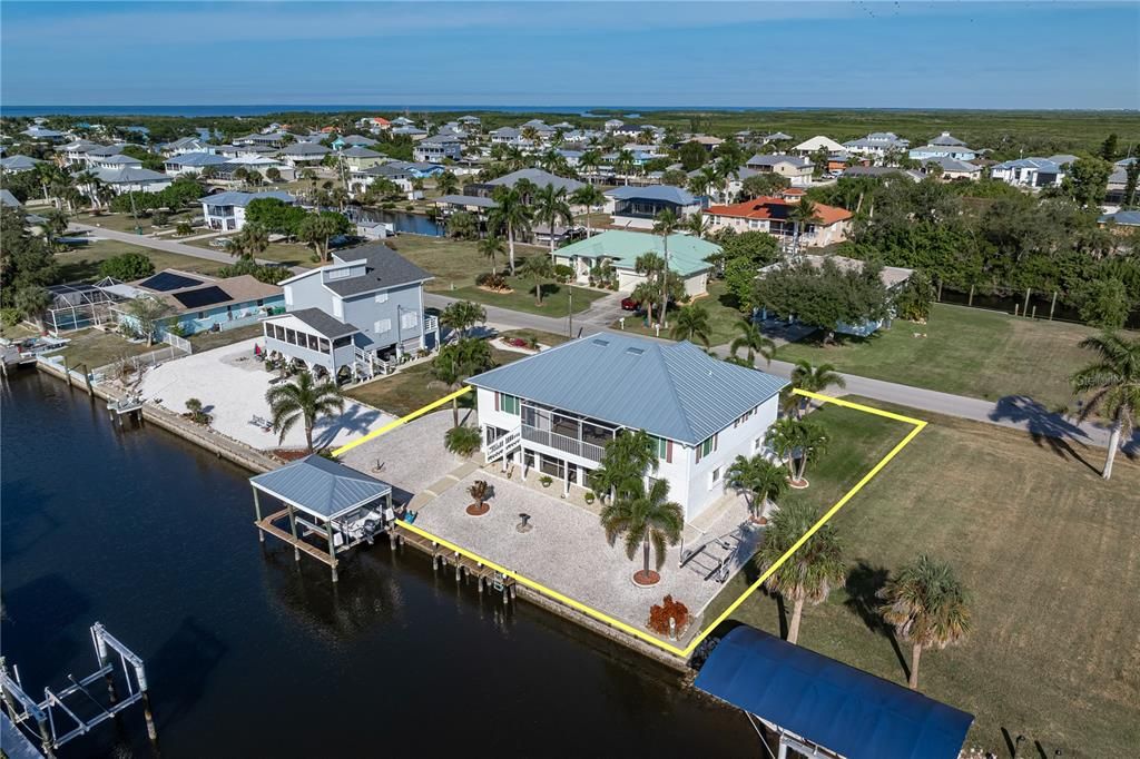 En Venta: $769,000 (3 camas, 2 baños, 1865 Pies cuadrados)