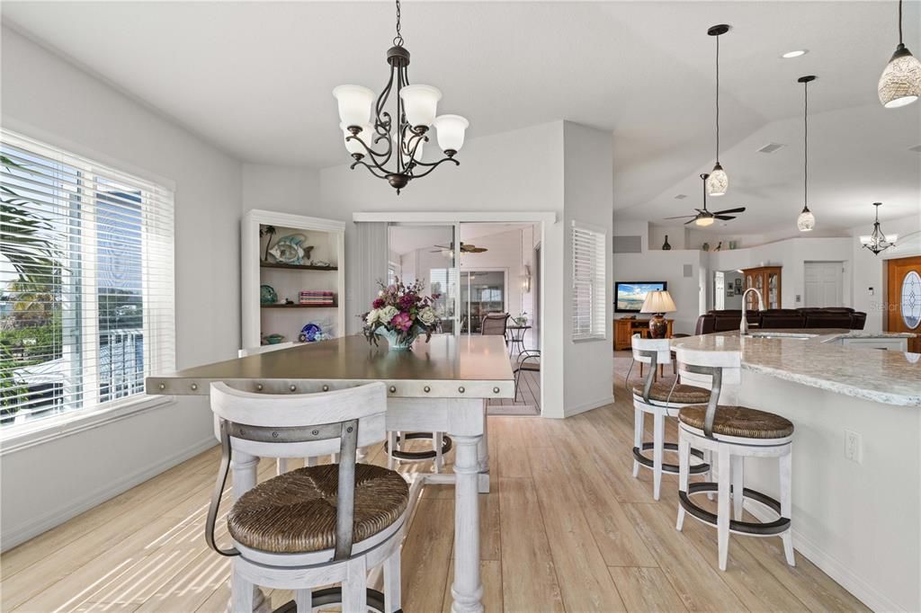 En Venta: $769,000 (3 camas, 2 baños, 1865 Pies cuadrados)