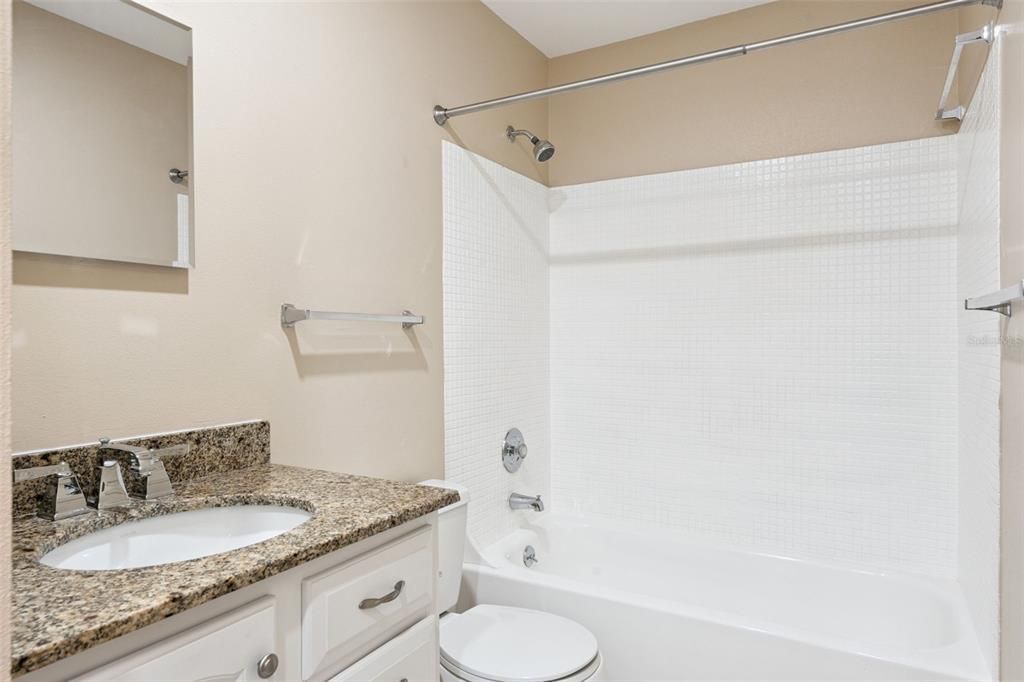 En Venta: $179,900 (3 camas, 2 baños, 1400 Pies cuadrados)