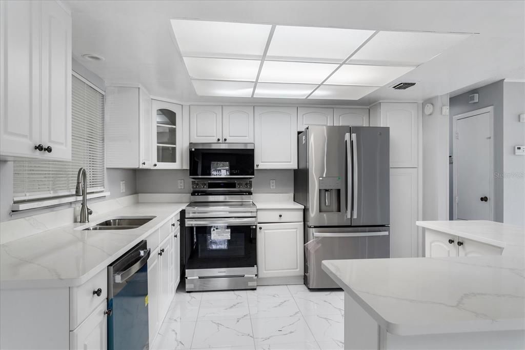 En Renta: $3,000 (4 camas, 2 baños, 2441 Pies cuadrados)