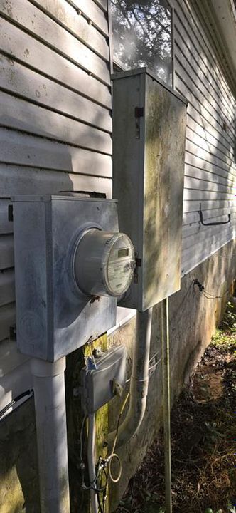 For Sale: $63,900 (3 beds, 2 baths, 1344 Square Feet)