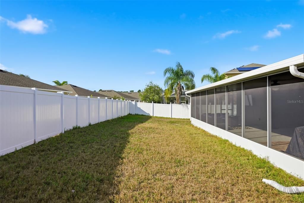 For Sale: $330,000 (3 beds, 2 baths, 1676 Square Feet)