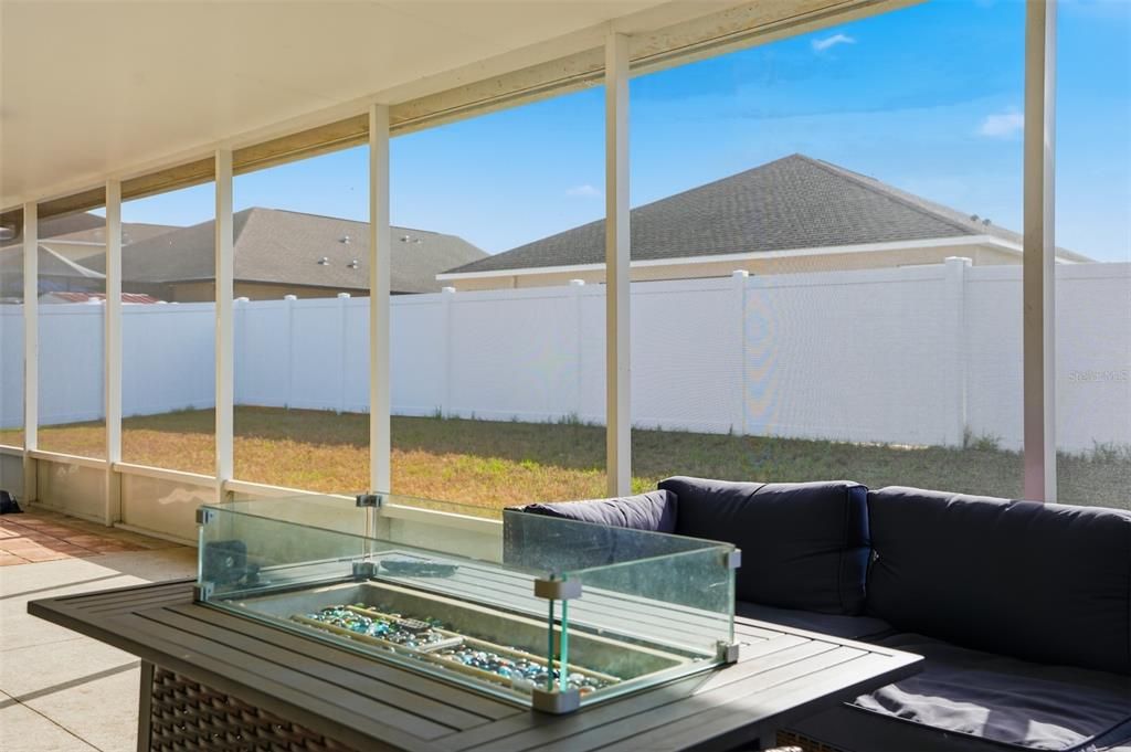 For Sale: $330,000 (3 beds, 2 baths, 1676 Square Feet)