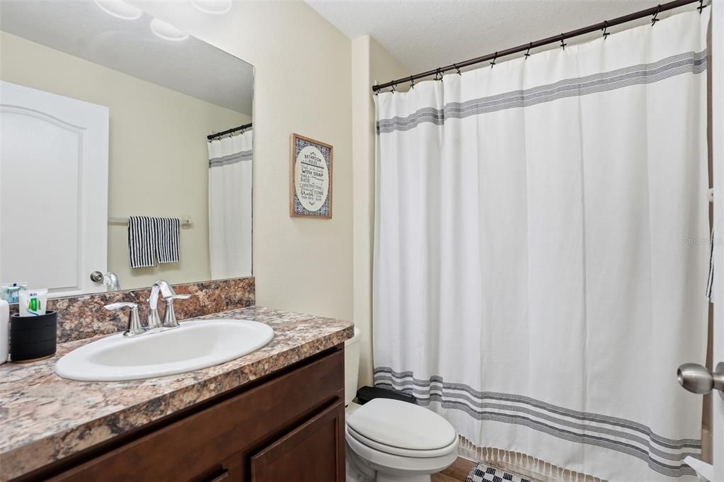 For Sale: $330,000 (3 beds, 2 baths, 1676 Square Feet)