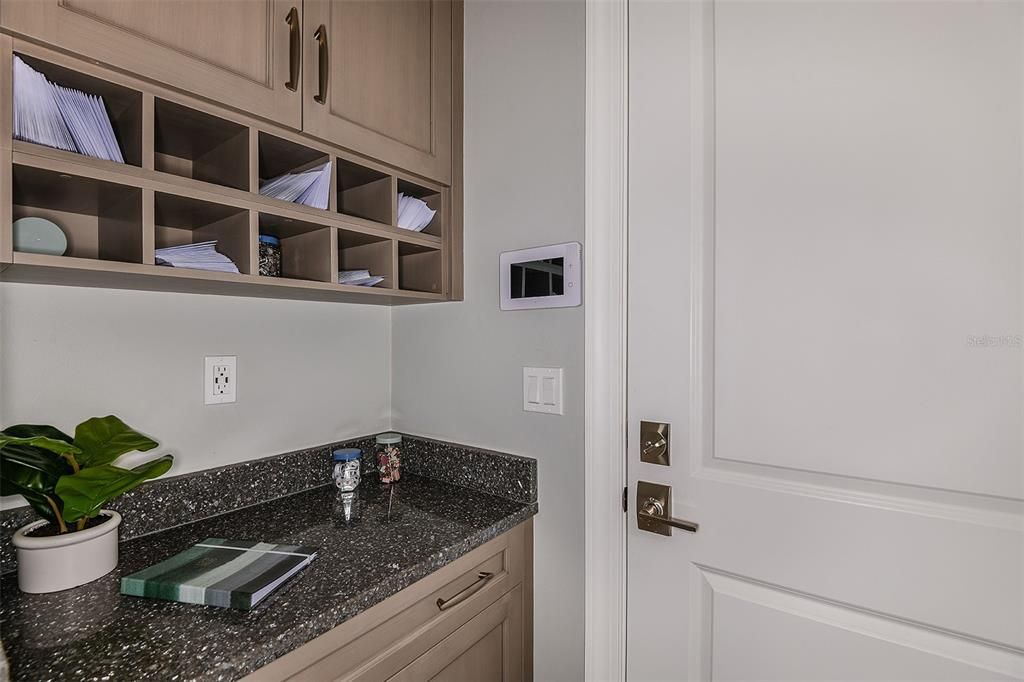 For Sale: $954,990 (3 beds, 3 baths, 3000 Square Feet)