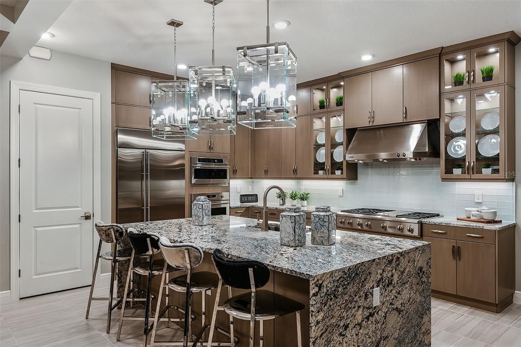 For Sale: $954,990 (3 beds, 3 baths, 3000 Square Feet)