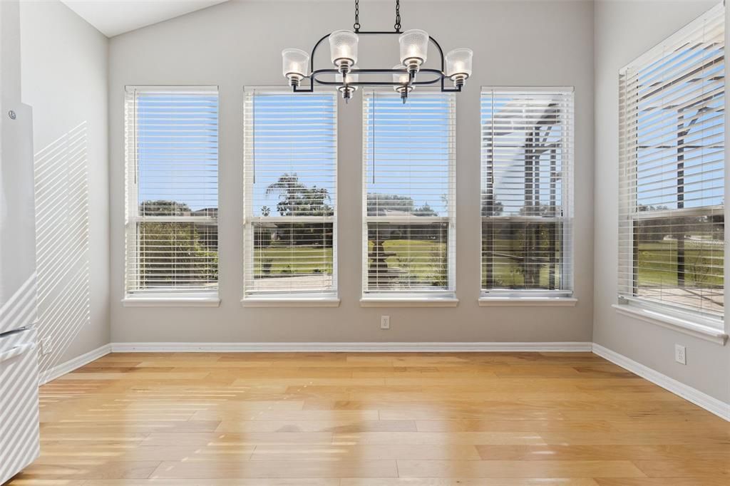 待售: $475,000 (3 贝兹, 2 浴室, 2347 平方英尺)