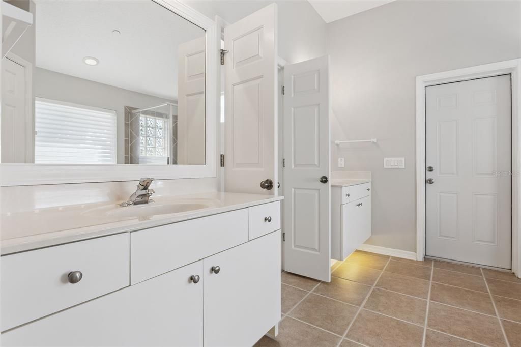 待售: $475,000 (3 贝兹, 2 浴室, 2347 平方英尺)